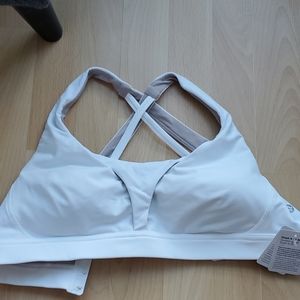 brand new Lululemon bra